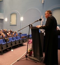 Korizmeni susret kardinala Bozanića s redovnicama grada Zagreba 